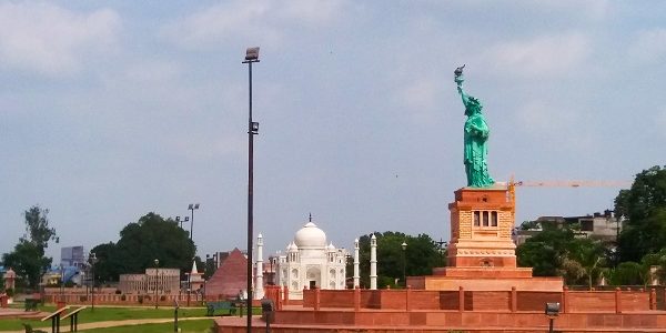 Seven-Wonders-Park-jaipur-to-kota-taxi-service-rathore-tour-and-travels